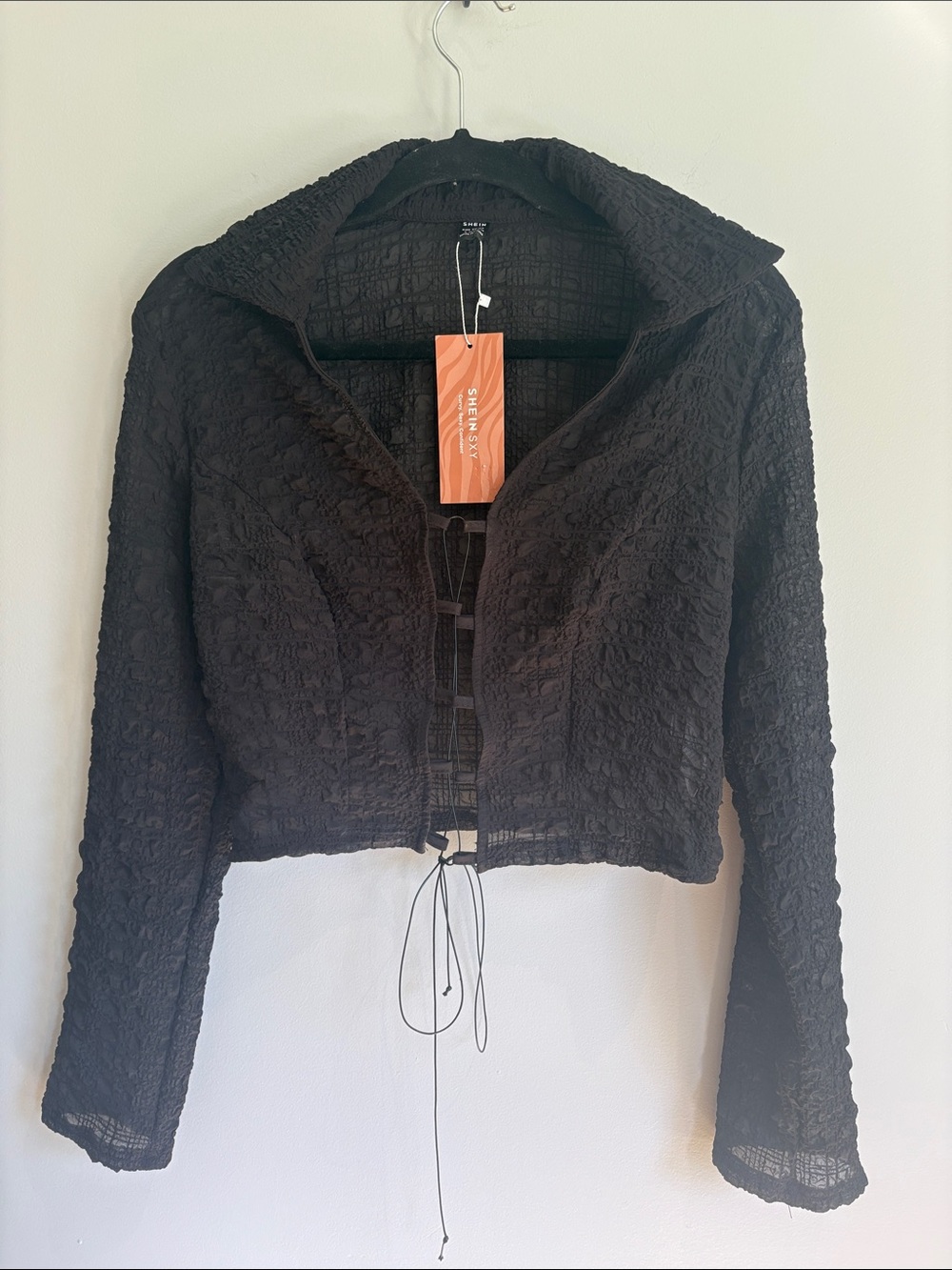 SHEIN SXY Black Textured Cropped Hook Front Top NWT / Size L